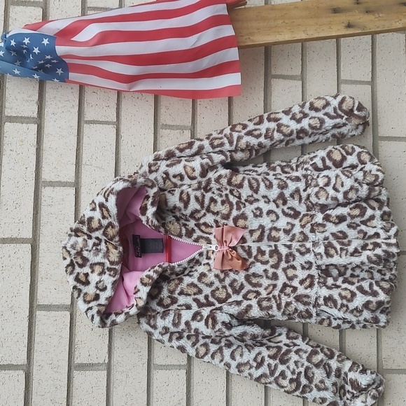 Leopard Coat* - Picture 6 of 11